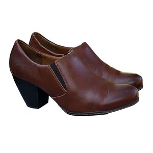 b.o.c Women’s Concept Brown Leather Booties Size 9 square-heeled heels